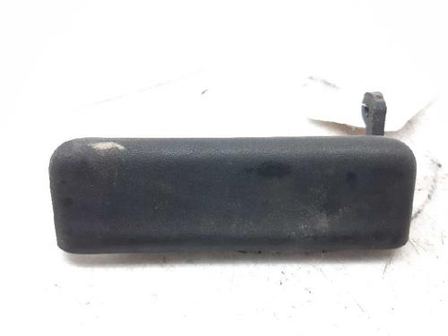 Used Front left exterior door handle FORD FIESTA Box Body/MPV (J5_, J3_) 1.8 D (60 hp) 12398623