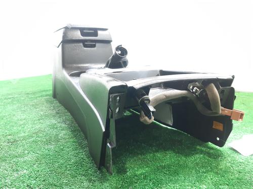 Armrest / Center console HYUNDAI SANTA FÉ II (CM) 2.2 CRDi 4x4 | BP7153341I20 