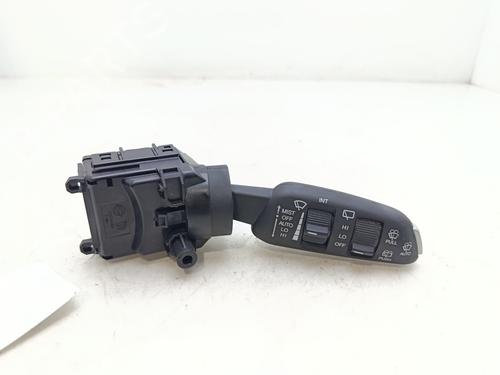 Commodo Essuie Glace / Phare Commodo Essuie Glace / Phare SSANGYONG XLV SUV e-XGi 160 (128 hp) 36339936 36339936