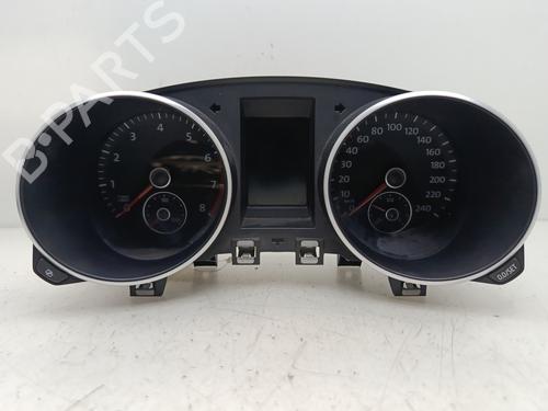 Used Instrument cluster VW GOLF VI (5K1) [2008-2014]  29746572