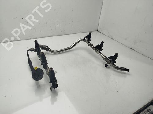 injection-rail-mercedes-benz-e-class-w210-1995-1996-1997-1998-1999-2000-2001-2002-2003-32411186 main image