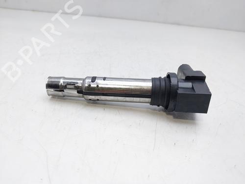 Used Ignition coil VW GOLF IV (1J1) 1.4 16V (75 hp) 15518615