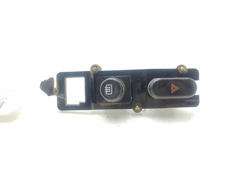 Used Warning switch MITSUBISHI PAJERO SPORT I (K7_, K9_) [1996-2025]  30153055
