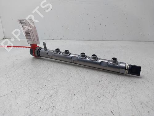 Rail D'Injecteurs BMW X1 (E84) sDrive 18 d (143 hp) 31878060