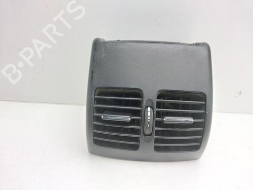 Rejilla aireadora Rejilla aireadora MERCEDES-BENZ C-CLASS (W204) C 200 CDI (204.001) (136 hp) 36219743 36219743