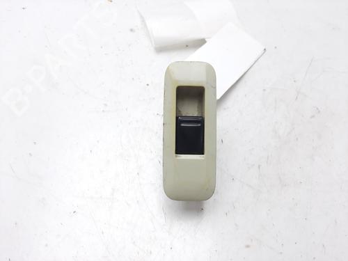 Used Right rear window switch NISSAN PRIMERA Hatchback (P12) 1.9 dCi (120 hp) 13615755