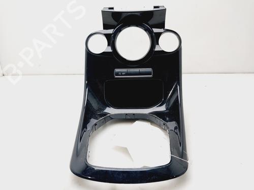Console centrale FORD FIESTA VI (CB1, CCN) 1.0 EcoBoost (125 hp) 32032265