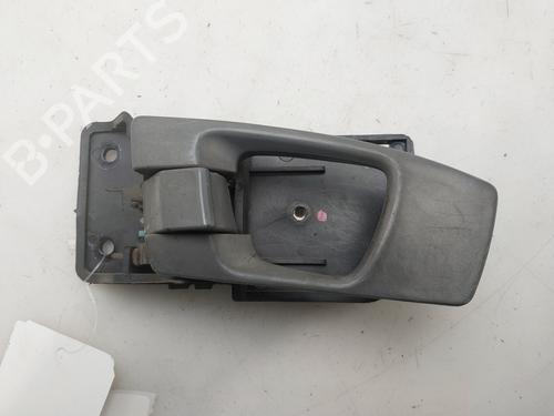 Venstre fortil invendig håndtag Venstre fortil invendig håndtag KIA CARENS I MPV (FC, FJ) 2.0 CRDi (113 hp) 34180139 34180139