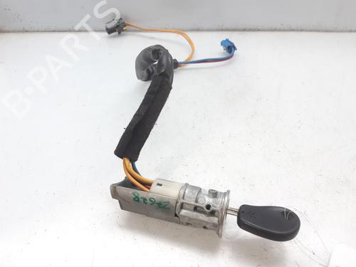 Used Ignition barrel CITROËN XSARA Coupe (N0) 1.9 D (70 hp) 9736374