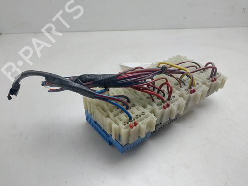 Fuse box VOLVO S80 II (124) D5 | BP36775065E1 - Image 3