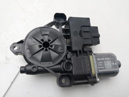 left-rear-window-motor-vw-t-roc-a11-d11-2017-34375890 main image