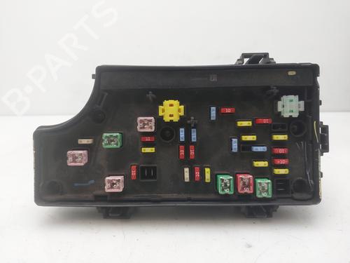 Used Fuse box Fuse box 36864165 36864165