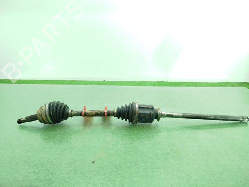 Used Right front driveshaft Right front driveshaft TOYOTA RAV 4 II (_A2_) 2.0 D 4WD (CLA20_, CLA21_, CLA20R, CLA21R) (116 hp) 32685986 32685986
