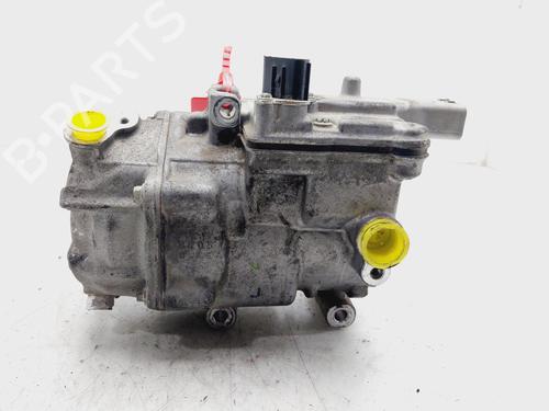 Used AC compressor TOYOTA YARIS (_P13_) 1.5 Hybrid (NHP130_, NHP130) (101 hp) 20342189