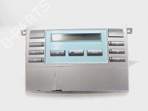 Used Climate control TOYOTA COROLLA Verso (ZER_, ZZE12_, R1_) 2.2 D-4D (AUR10_, AUR10R) (177 hp) 29401452