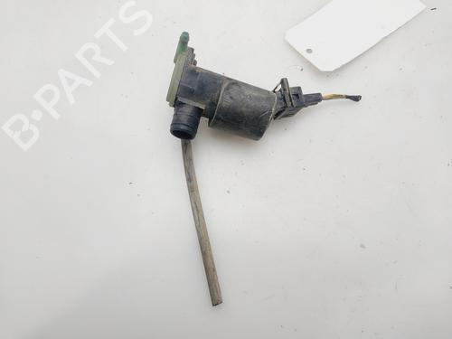 Used Washer pump FORD FOCUS I (DAW, DBW) 1.6 16V (100 hp) 30168263