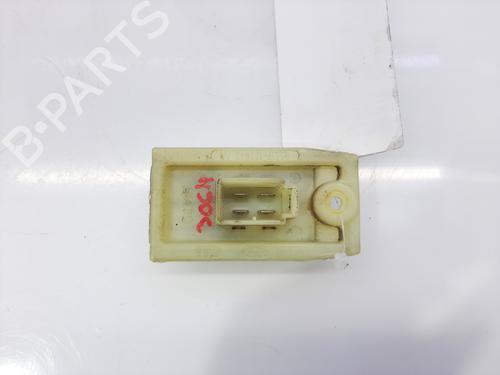 Used Heater resistor FORD MONDEO II (BAP) 1.8 TD (90 hp) 12419594