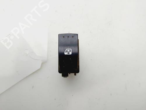 Used Right rear window switch RENAULT SCÉNIC II (JM0/1_) [2003-2010]  30314787