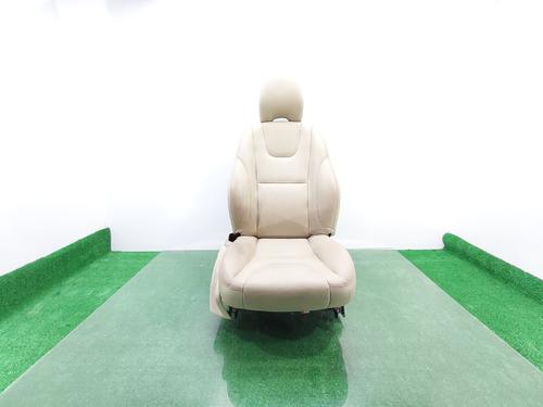 Used Right front seat VOLVO XC60 I SUV (156) D4 (181 hp) 20115069