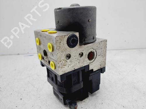 Used ABS pump VOLVO V40 Estate (645) 1.8 i (125 hp) 29020767