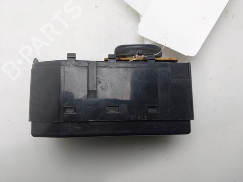 Right front window switch HYUNDAI COUPE I (RD) | BP33619962I26 - Image 4