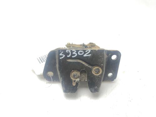Used Tailgate lock HYUNDAI SANTA FÉ I (SM) 2.0 CRDi (113 hp) 29450959