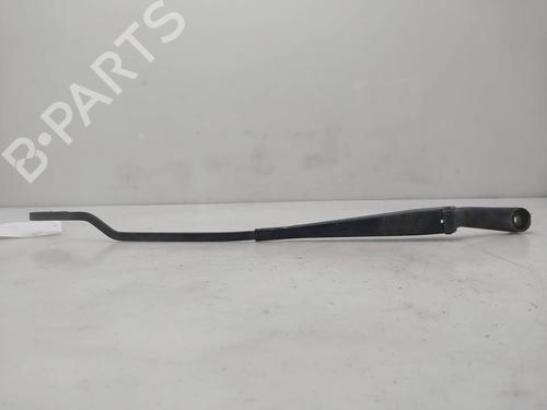 Used Front windshield wiper arm Front windshield wiper arm 38777358 38777358