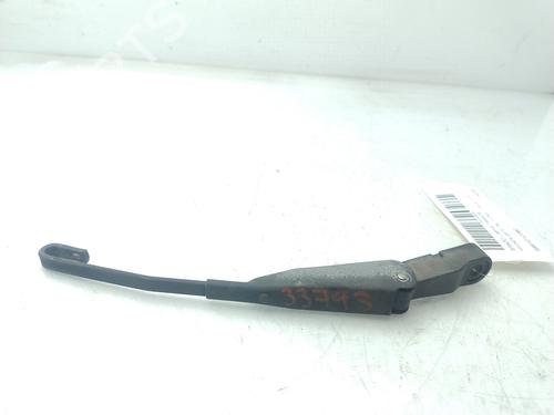 Used Rear windshield wiper arm HYUNDAI GETZ (TB) 1.5 CRDi (88 hp) 28123823