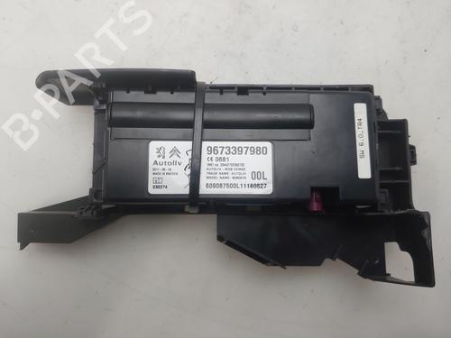 Used Electronic module Electronic module PEUGEOT RCZ 2.0 HDi (163 hp) 36571186 36571186