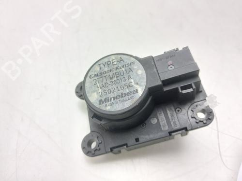 fuel-door-actuator-nissan-qashqai-ii-j11-j11_-2013-34155337 main image