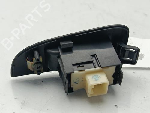 Højre bagtil elrude kontakt TOYOTA AVENSIS Saloon (_T25_) | BP30625605I28