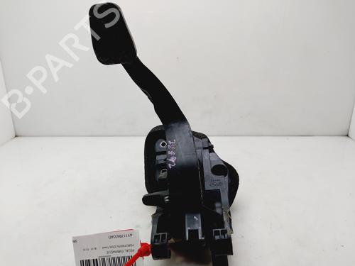 Used Clutch pedal FORD FIESTA VI (CB1, CCN) 1.6 TDCi (95 hp) 28355050