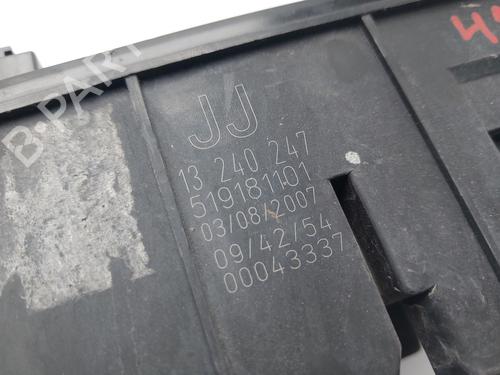 Fuse box OPEL VECTRA C (Z02) 1.9 CDTI (F69) | BP36648833E1 - Image 5