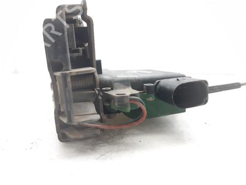 Front right lock VW PASSAT B5.5 (3B3) 1.9 TDI | BP7068751C97 