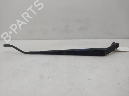 Used Front windshield wiper arm Front windshield wiper arm TOYOTA COROLLA Liftback (_E11_) 2.0 D (CE110) (72 hp) 36223174 36223174