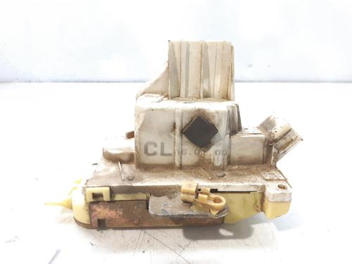 Used Rear right lock FORD MONDEO I Turnier (BNP) 1.8 i 16V (115 hp) 8362832