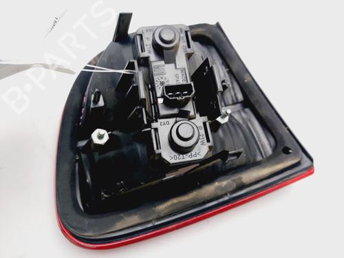 Right tailgate light SEAT LEON (1M1) 1.6 16 V | BP31939011C80