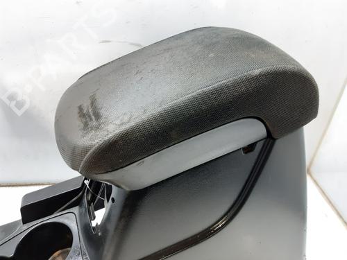 Armrest / Center console MITSUBISHI L200 / TRITON (KA_T, KB_T) 2.5 DI-D 4WD (KB4T) | BP8362948I20 