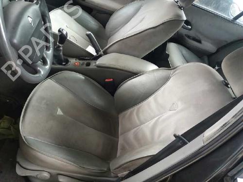 Right tailgate light RENAULT LAGUNA II (BG0/1_) 2.2 dCi (BG0F) | BP6624540C80 