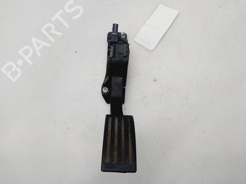 Used Pedal VOLVO V40 Hatchback (525) D2 (114 hp) 29585833