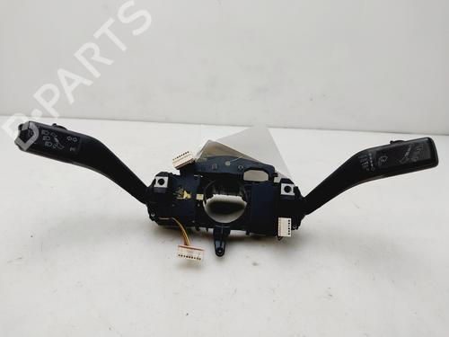 Used Steering wheel controls VW GOLF VI (5K1) [2008-2014]  28123360