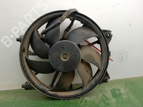 Used Radiator fan Radiator fan 37998329 37998329