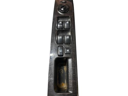 Used Left front window switch KIA SORENTO I (JC) 2.5 CRDi 4WD (140 hp) 31885003