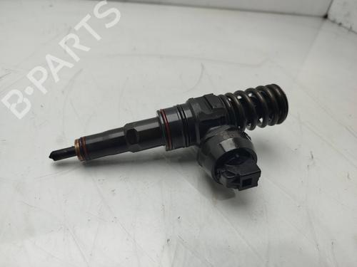 Injecteur SKODA SUPERB I (3U4) 1.9 TDI (130 hp) 31850426