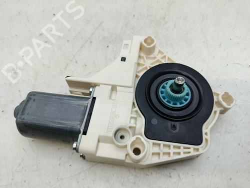 Used Left front window motor AUDI A1 Sportback (8XA, 8XF) 1.2 TFSI (86 hp) 32172426