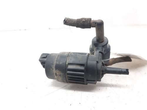 Used Washer pump OPEL CORSA C (X01) 1.2 (F08, F68) (75 hp) 13999365