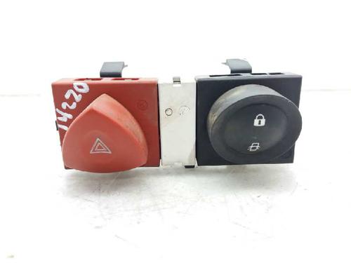 Used Warning switch RENAULT MEGANE II (BM0/1_, CM0/1_) 1.5 dCi (BM1E, CM1E) (106 hp) 12398245