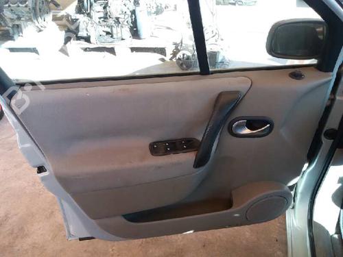 Right front window switch RENAULT SCÉNIC II (JM0/1_) 1.9 dCi (JM0G, JM12, JM1G, JM2C) | BP2879140I26 