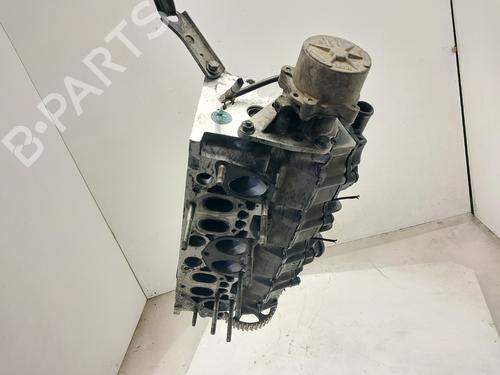 Used Cylinder head Cylinder head 37413789 37413789