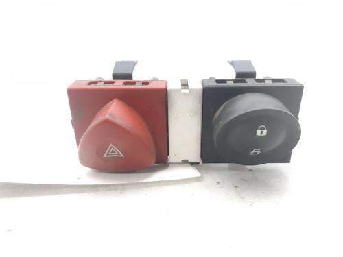 Used Warning switch RENAULT MEGANE II Estate (KM0/1_) 1.5 dCi (KM02, KM13) (101 hp) 12401996